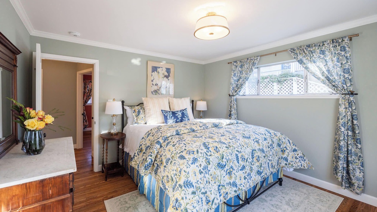 Photo of Bedroom in Half Moon Bay