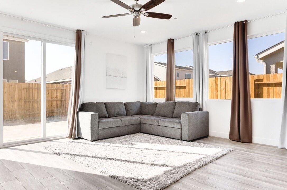 Photo of Livingroom in Pumpkin Center