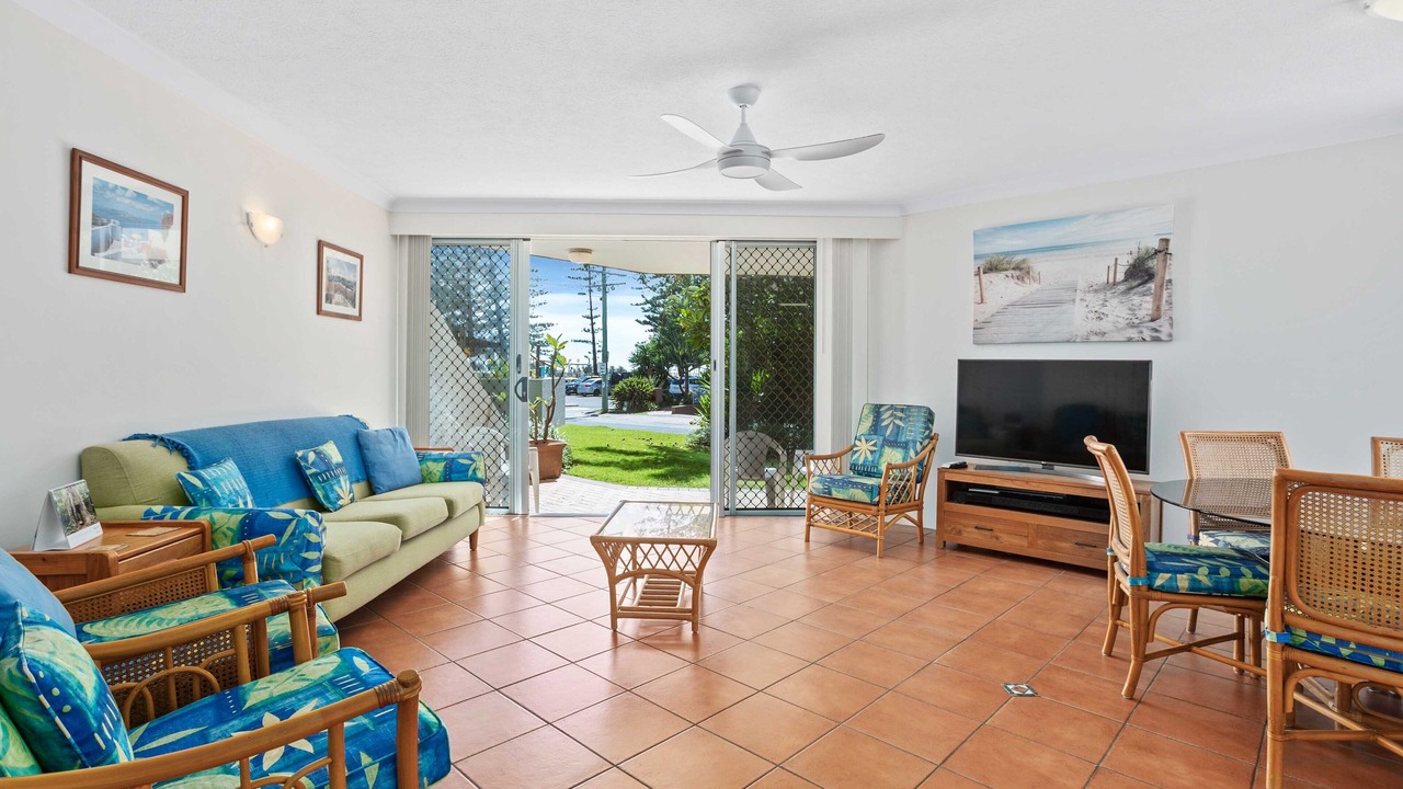 Photo of Livingroom in Mermaid Beach