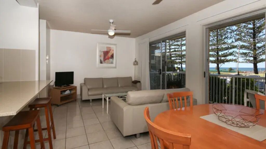 Photo of Livingroom in Mermaid Beach
