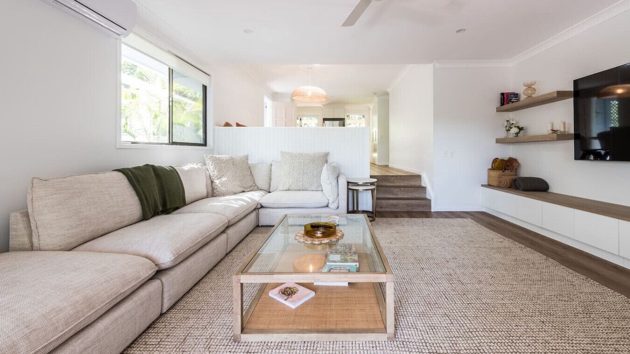 Photo of Livingroom in Burleigh Heads