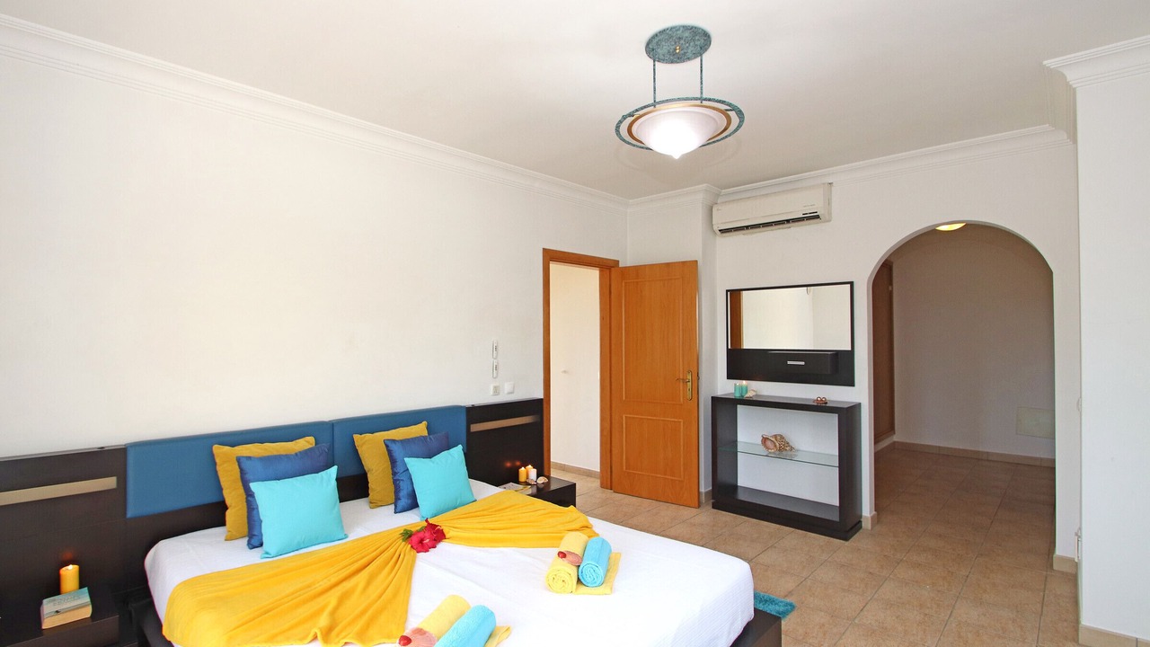 Photo of Bedroom in Estombar