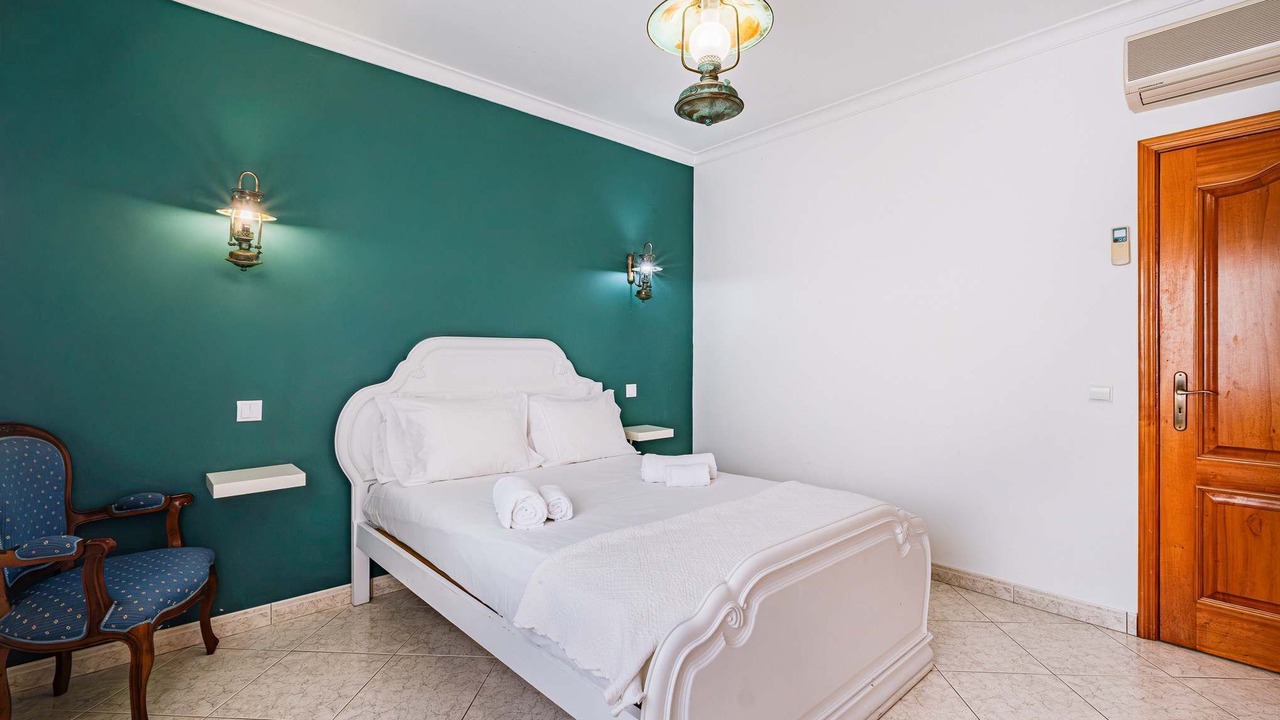 Photo of Bedroom in Vale de Parra