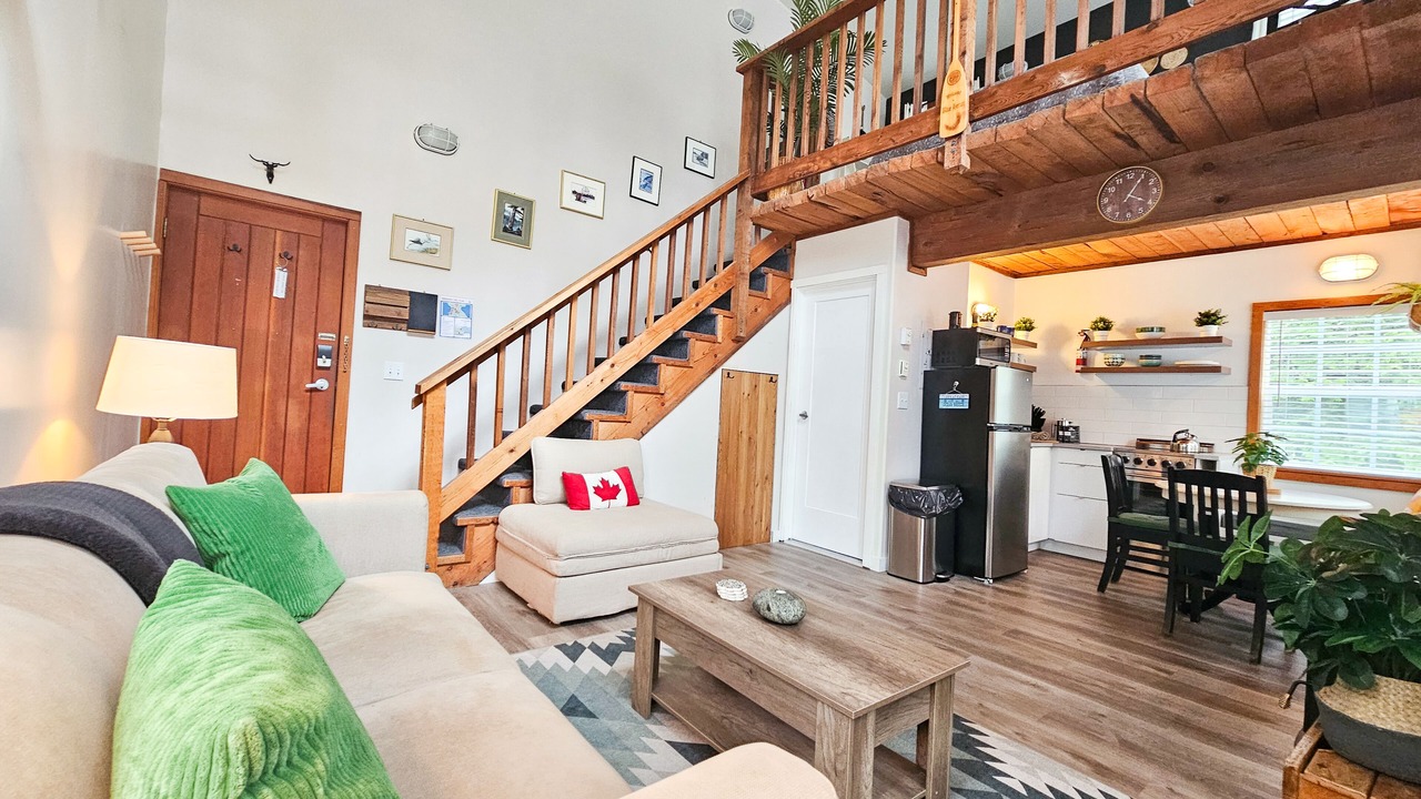 Photo of Livingroom in Ucluelet