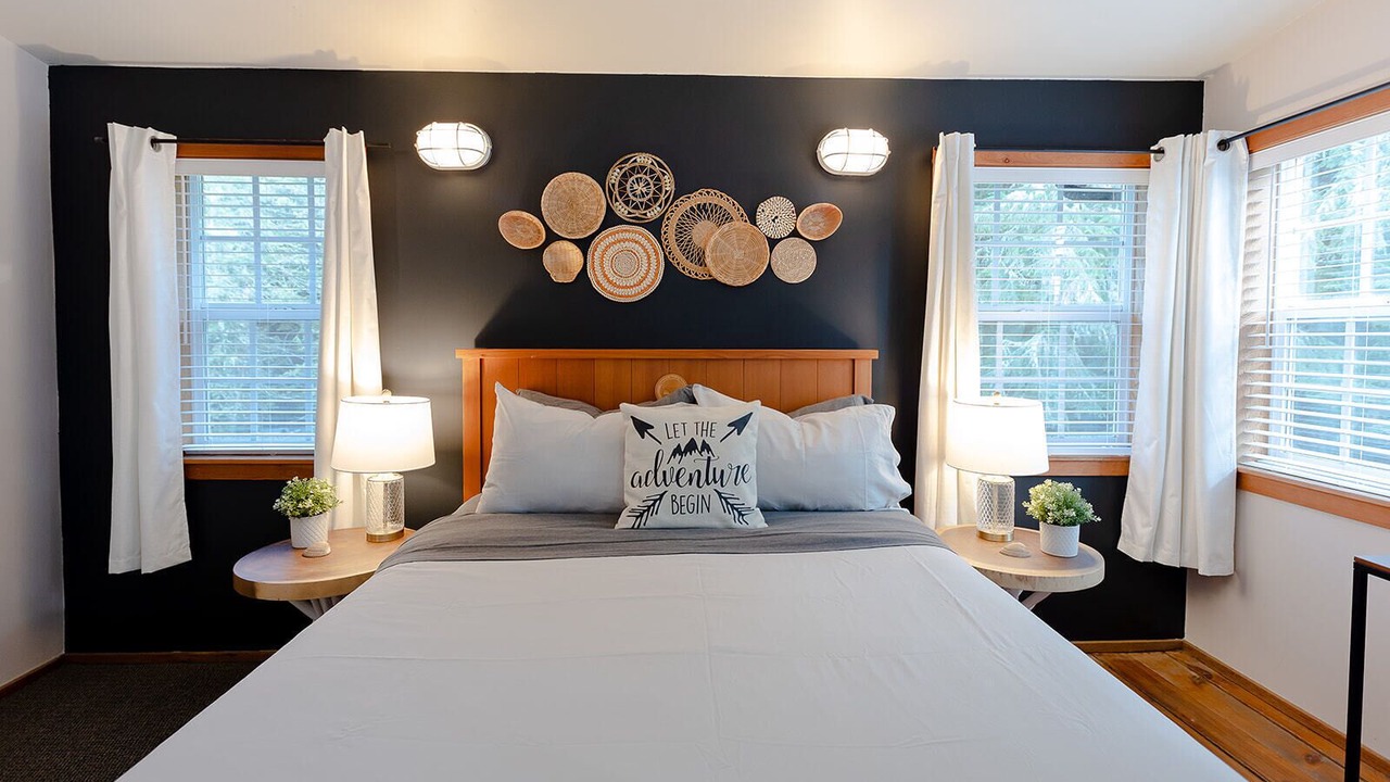 Photo of Bedroom in Ucluelet