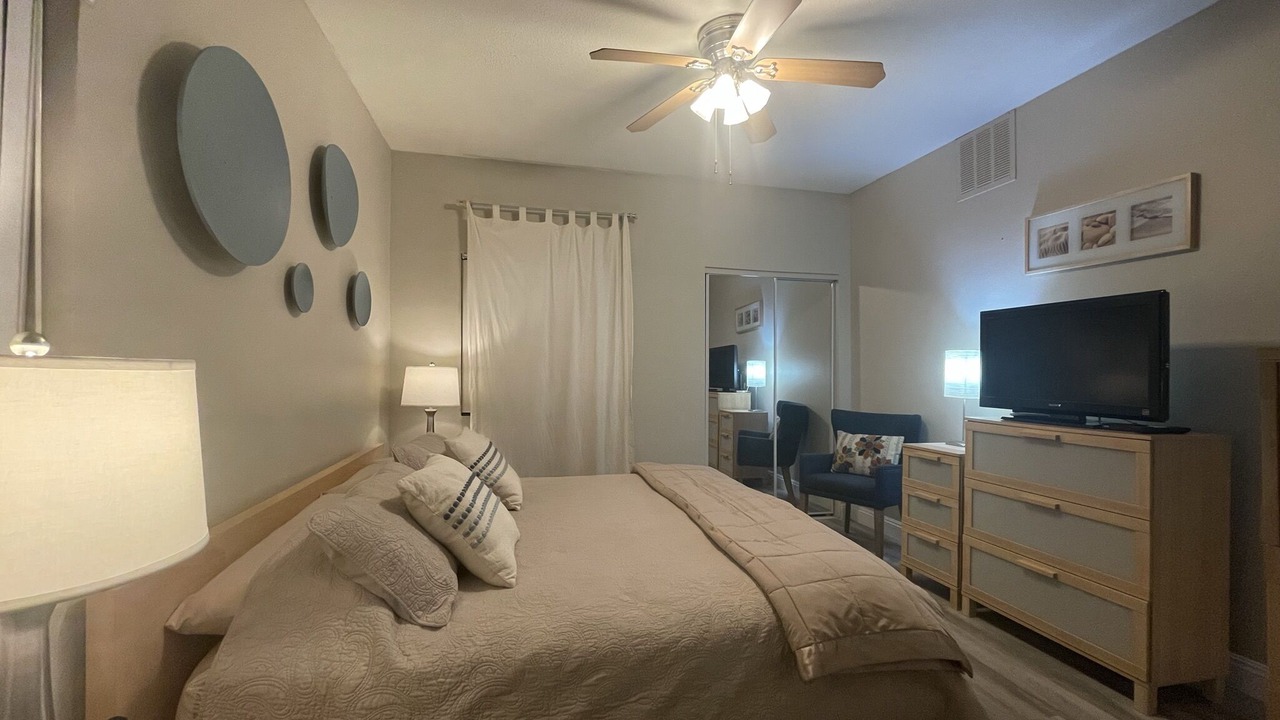 Photo of Bedroom in Spring Valley