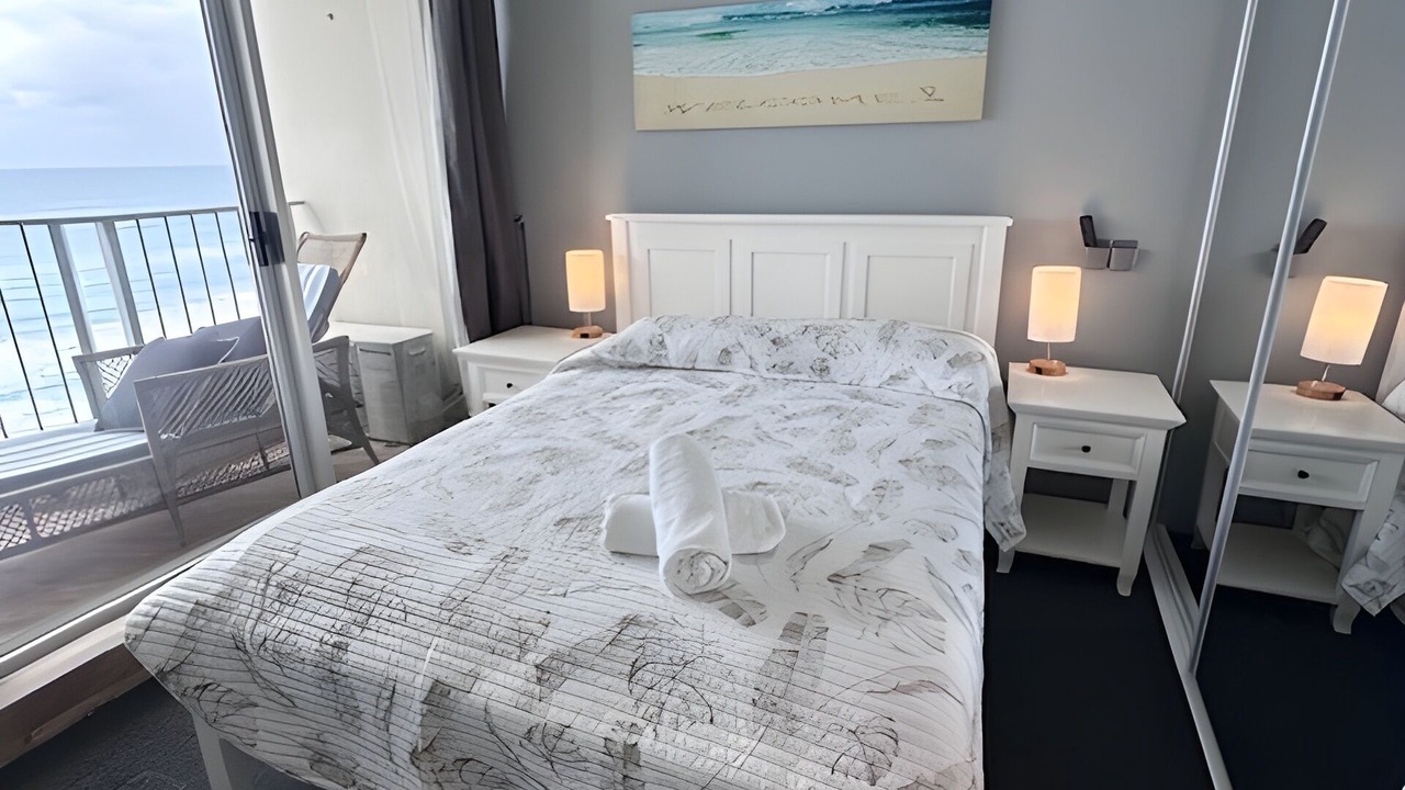 Photo of Bedroom in Main Beach