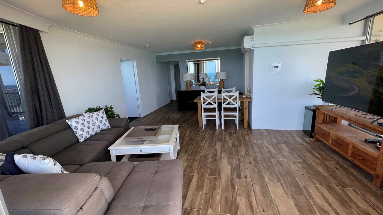 Photo of Livingroom in Main Beach