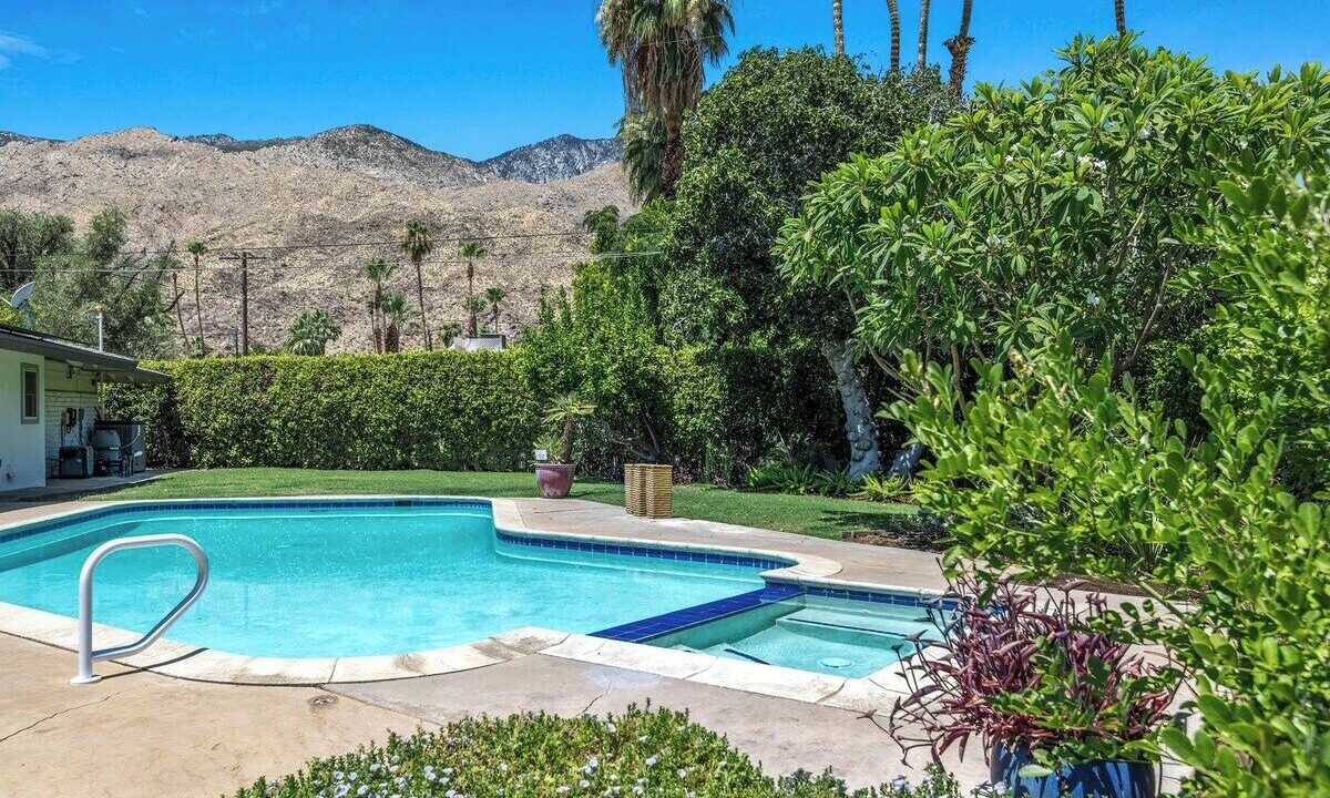Photo of Outdoor in Tahquitz River Estates