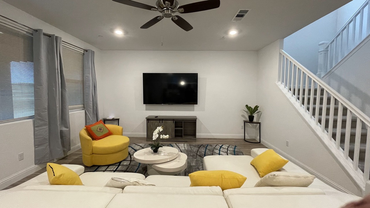 Photo of Livingroom in Visalia