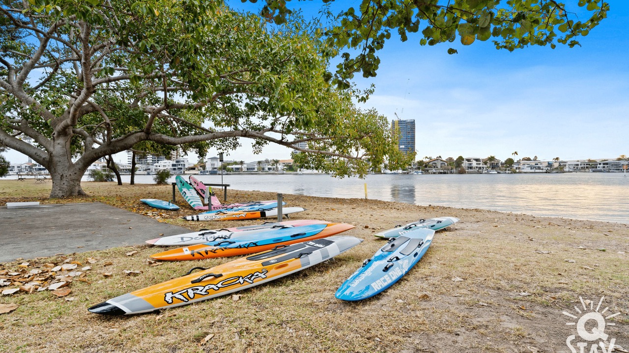 Photo of Others in Surfers Paradise