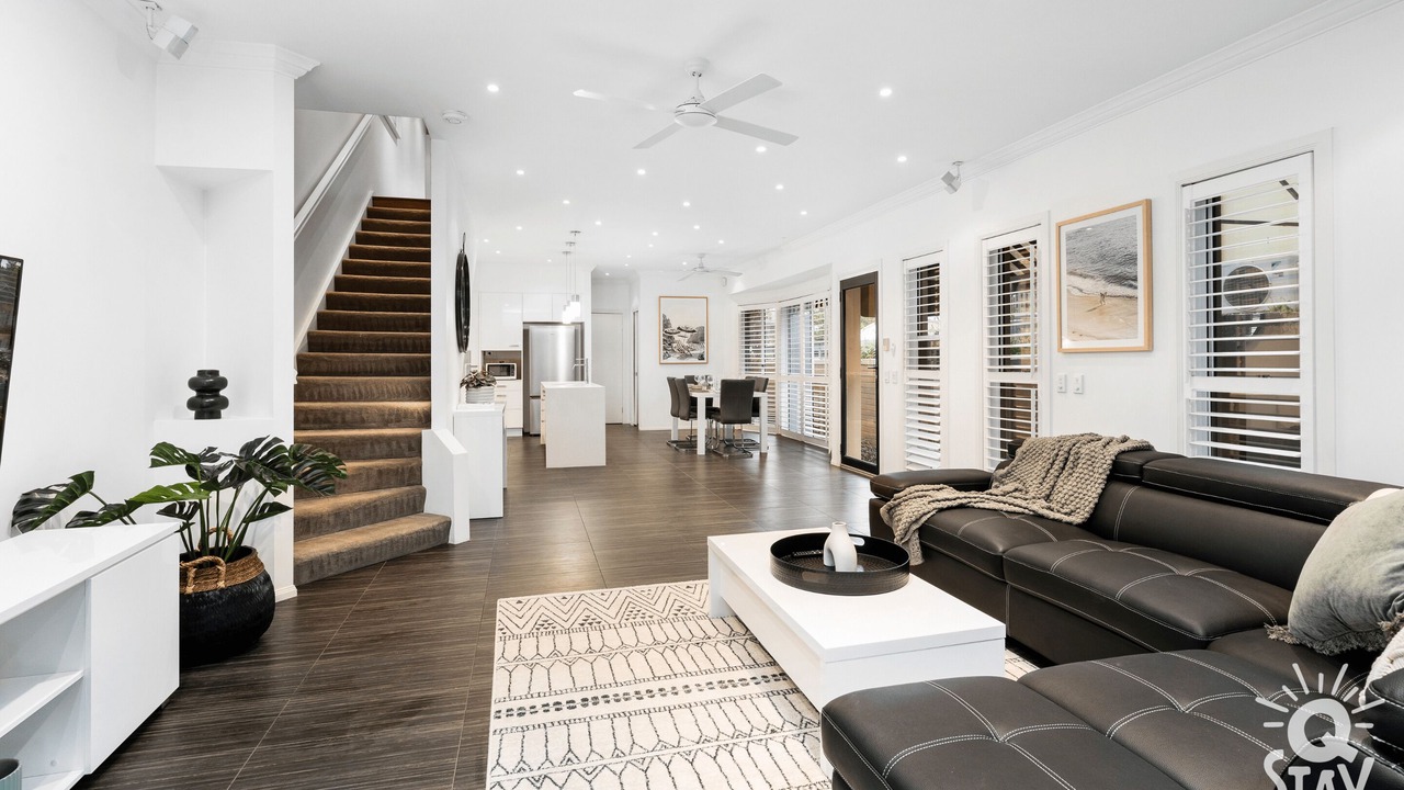 Photo of Livingroom in Surfers Paradise