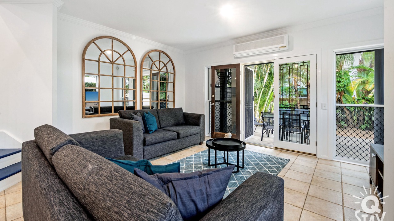 Photo of Livingroom in Surfers Paradise