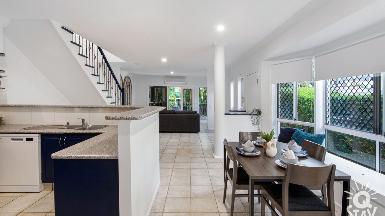 Photo of Livingroom in Surfers Paradise
