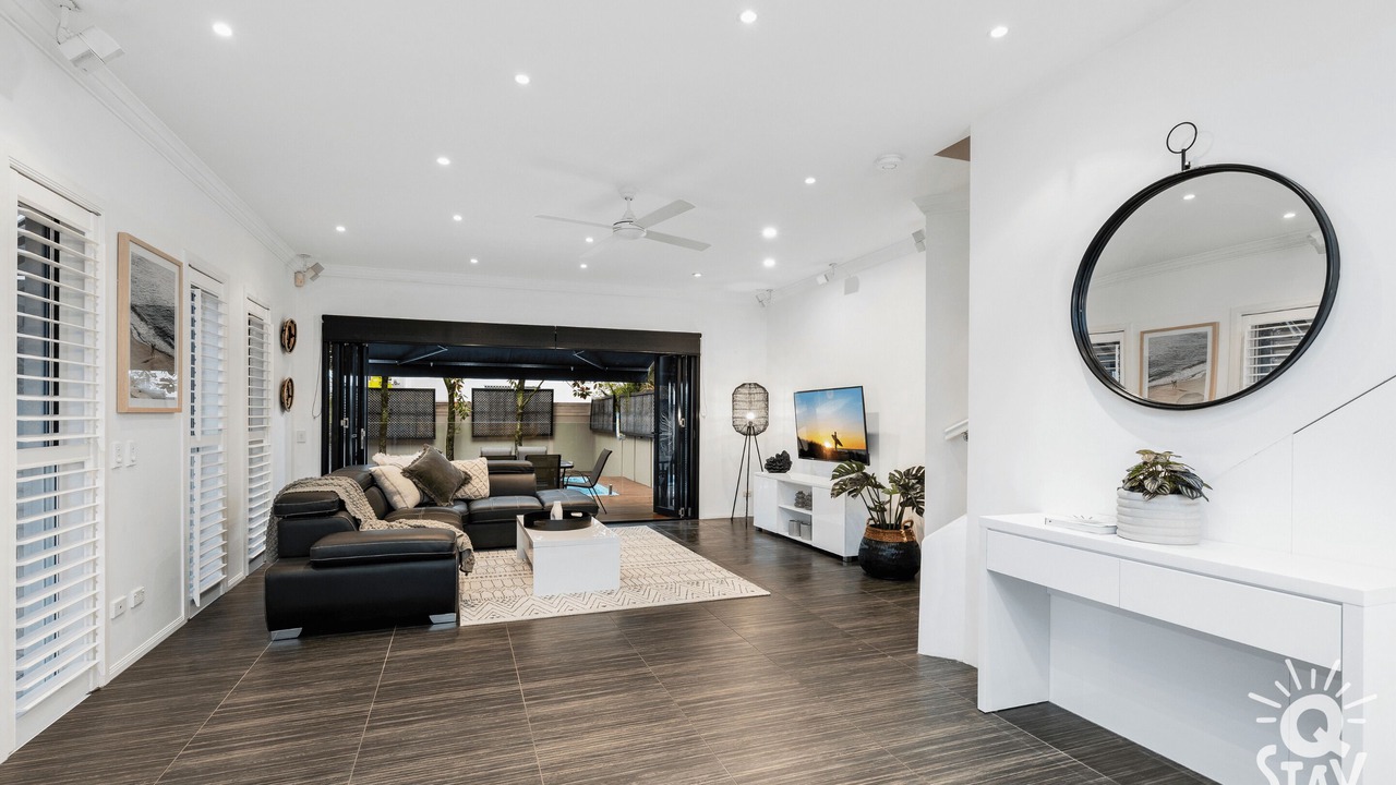 Photo of Livingroom in Surfers Paradise