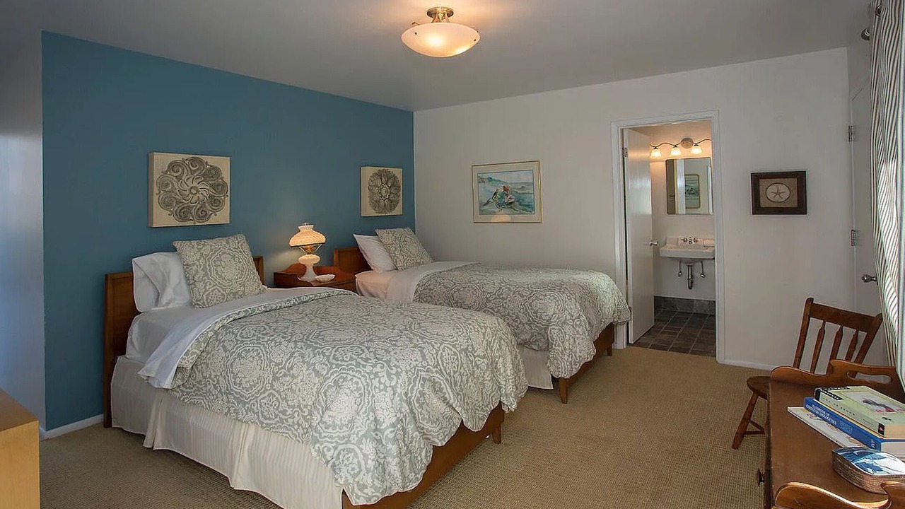 Photo of Bathroom in Carpinteria