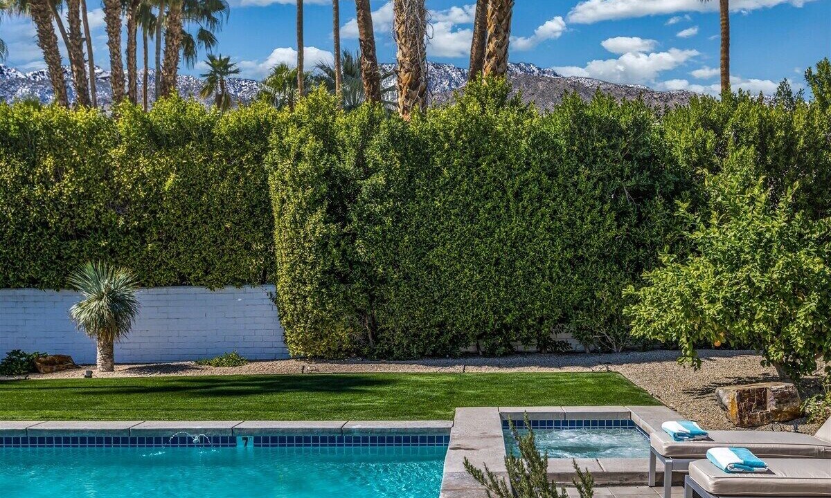 Photo of Outdoor in Tahquitz River Estates