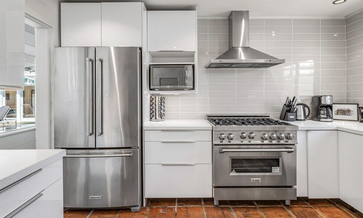 Photo of Kitchen in Tahquitz River Estates