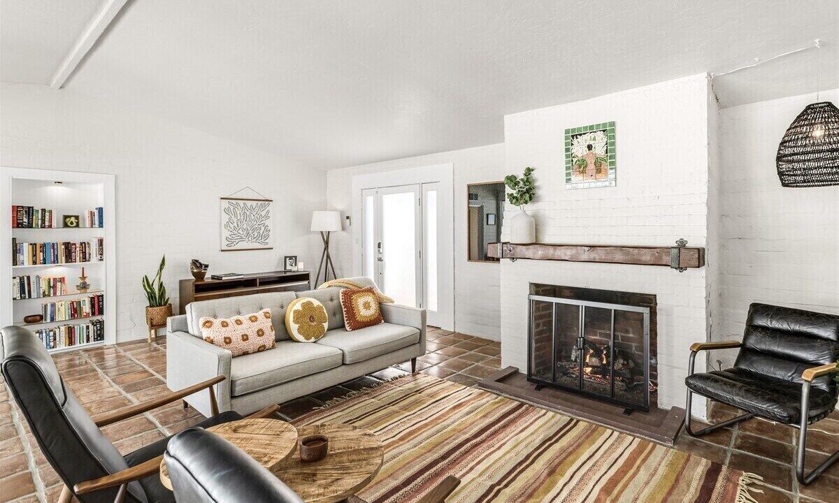 Photo of Livingroom in Tahquitz River Estates