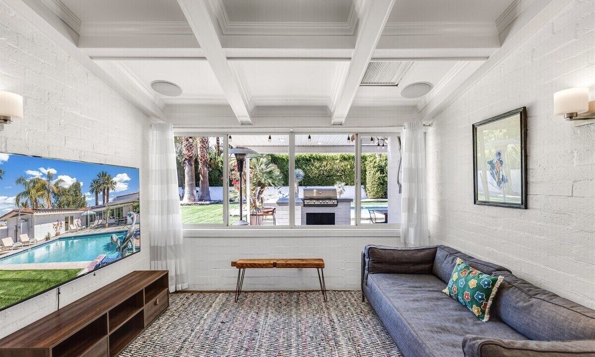 Photo of Livingroom in Tahquitz River Estates