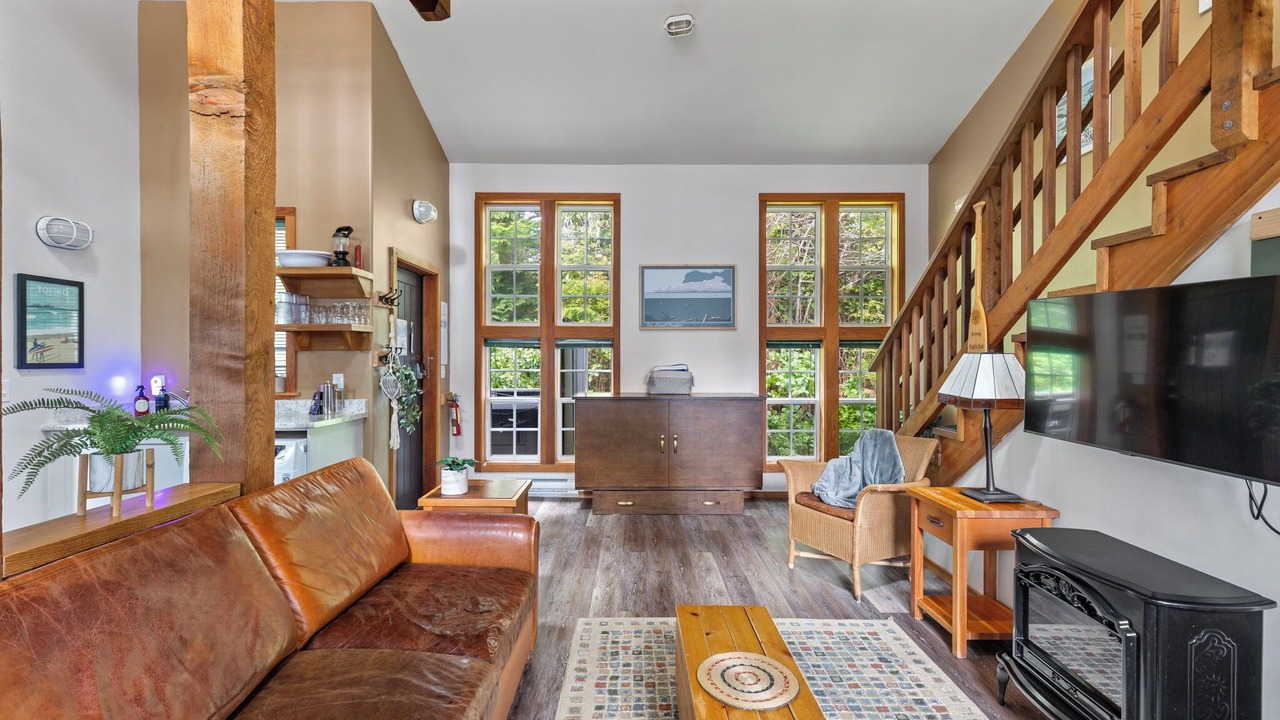 Photo of Livingroom in Ucluelet