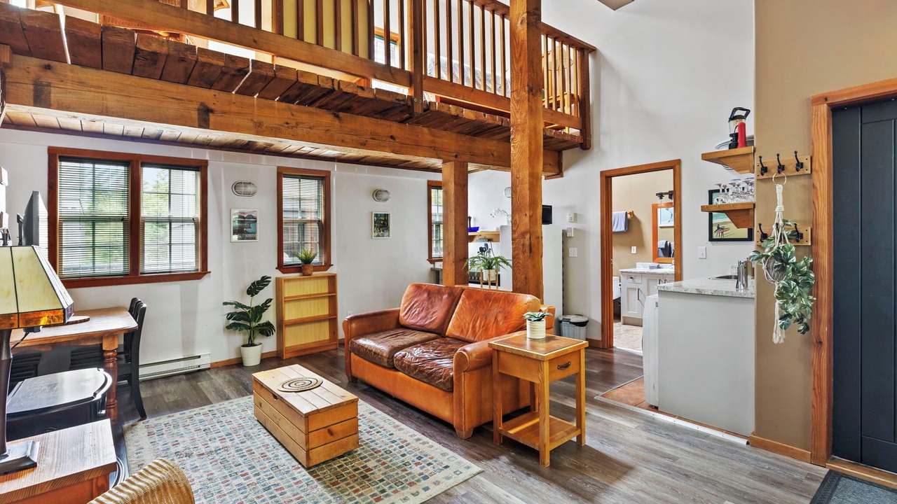 Photo of Livingroom in Ucluelet