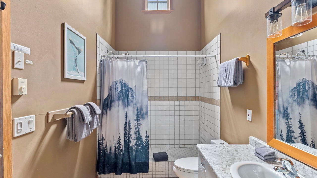 Photo of Bathroom in Ucluelet