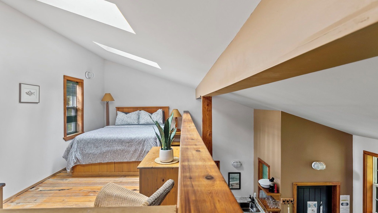 Photo of Bedroom in Ucluelet