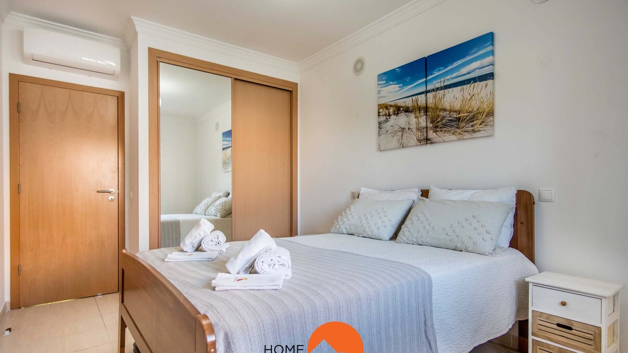 Photo of Bedroom in Vale de Parra