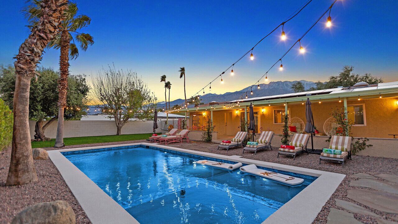 Photo of Outdoor in Racquet Club South