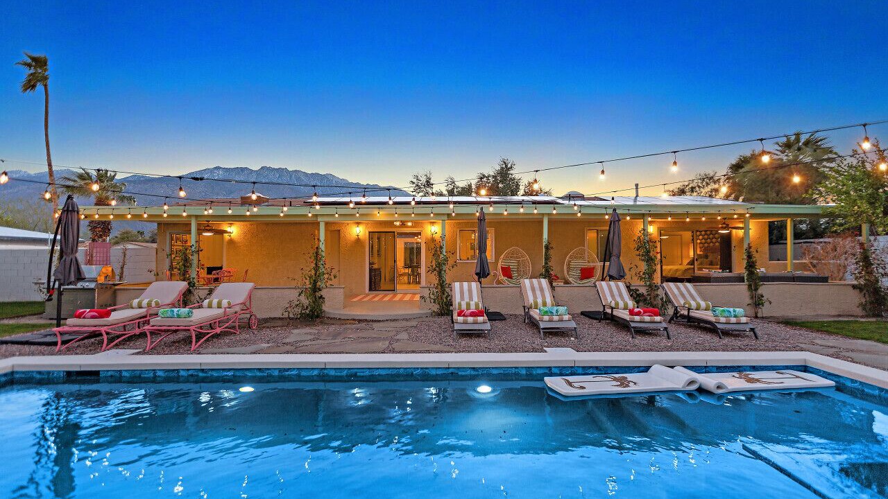 Photo of Outdoor in Racquet Club South