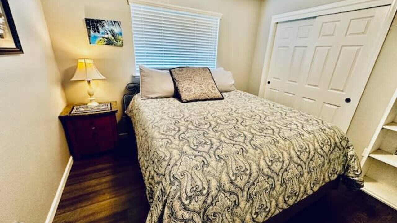 Photo of Bedroom in Yosemite Lakes