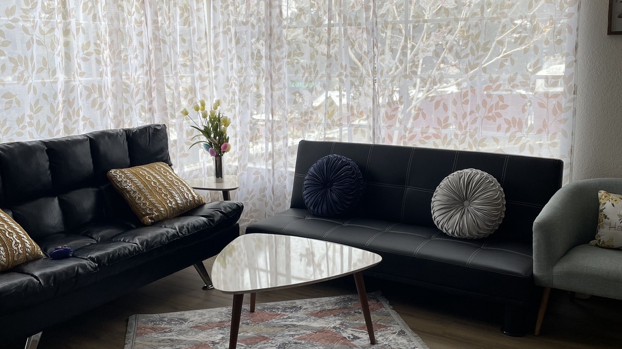 Photo of Livingroom in Frazier Park