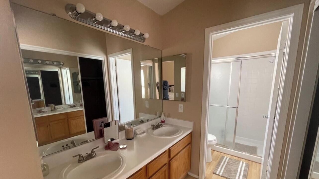 Photo of Bathroom in Summerlin