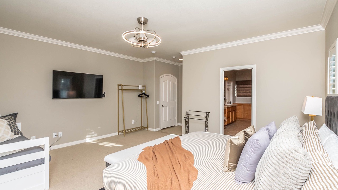 Photo of Bedroom in Valley Center