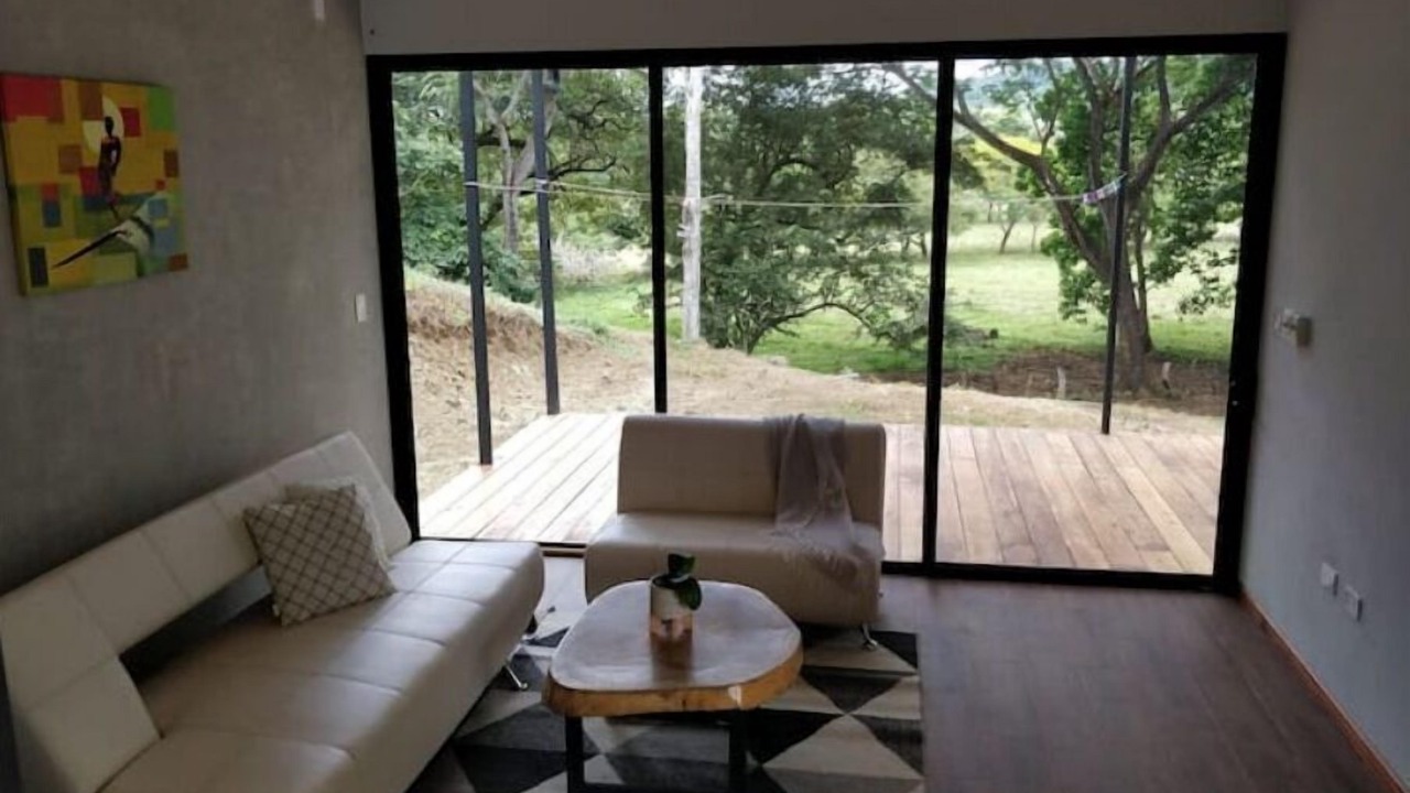 Photo of Livingroom in Potrero