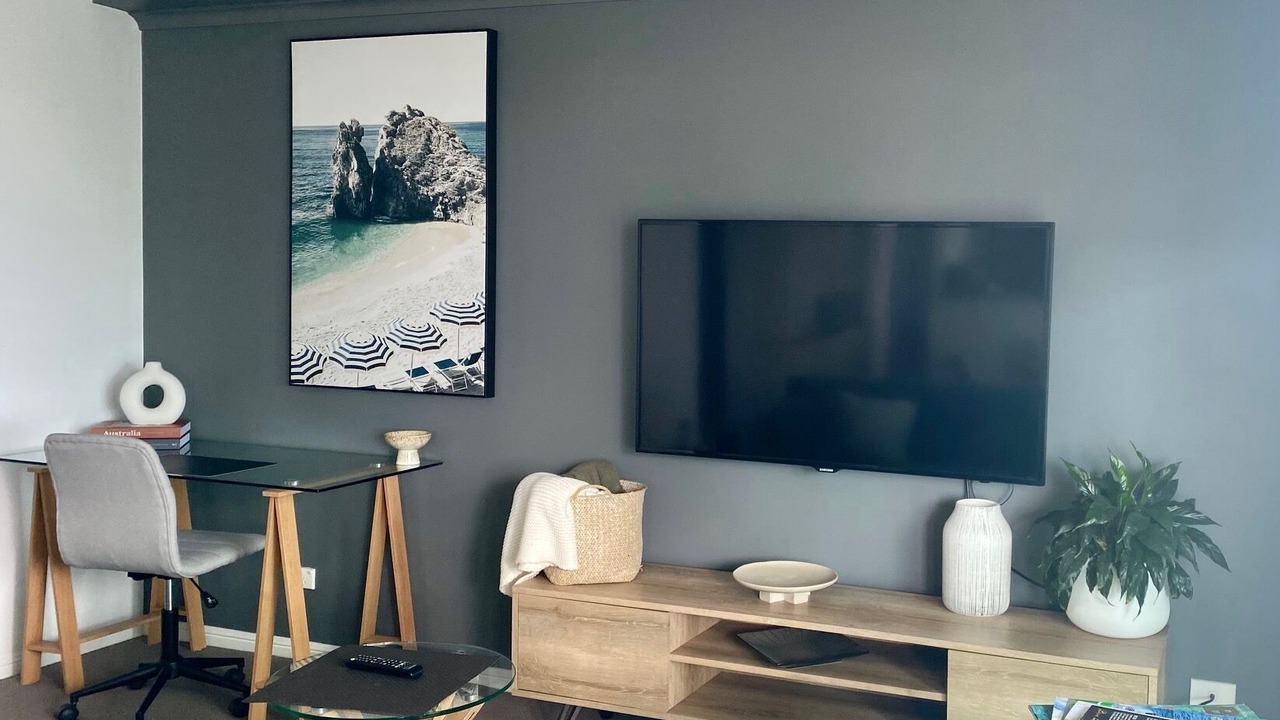 Photo of Bedroom in Main Beach