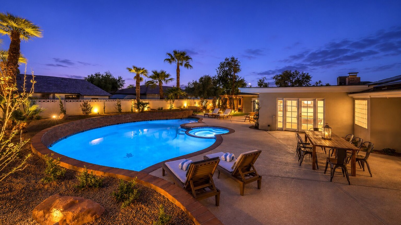 Photo of Outdoor in Royal Crest Rancheros