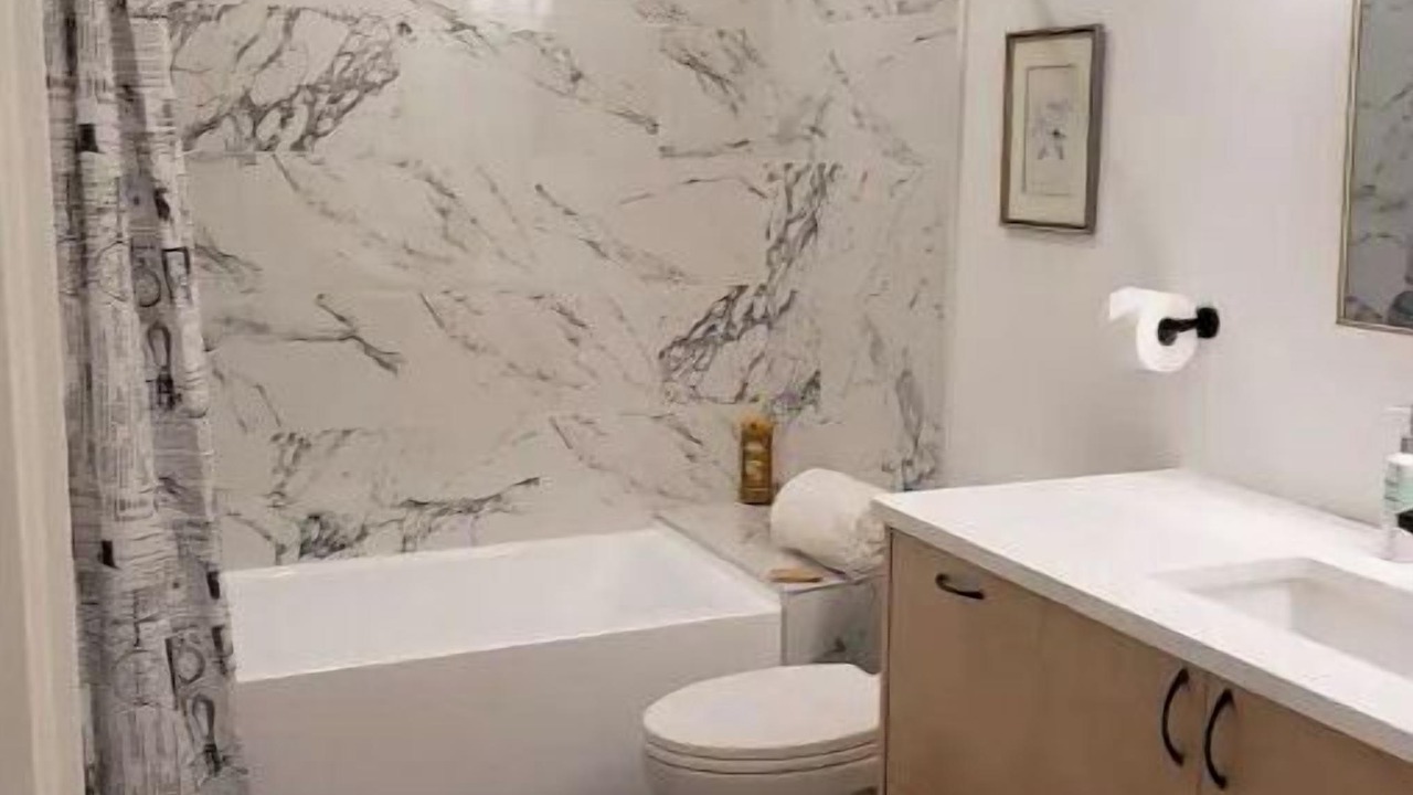 Photo of Bathroom in Ucluelet