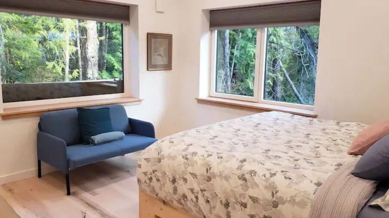Photo of Bedroom in Ucluelet