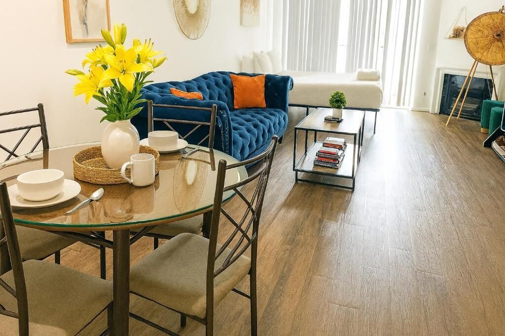 Photo of Livingroom in Marina del Rey