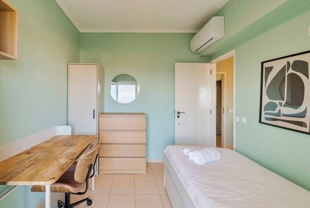 Photo of Bedroom in Setubal