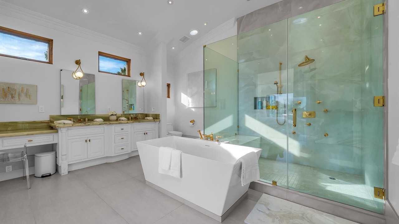 Photo of Bathroom in Central Malibu