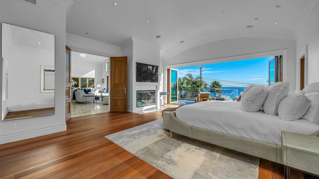 Photo of Bedroom in Central Malibu