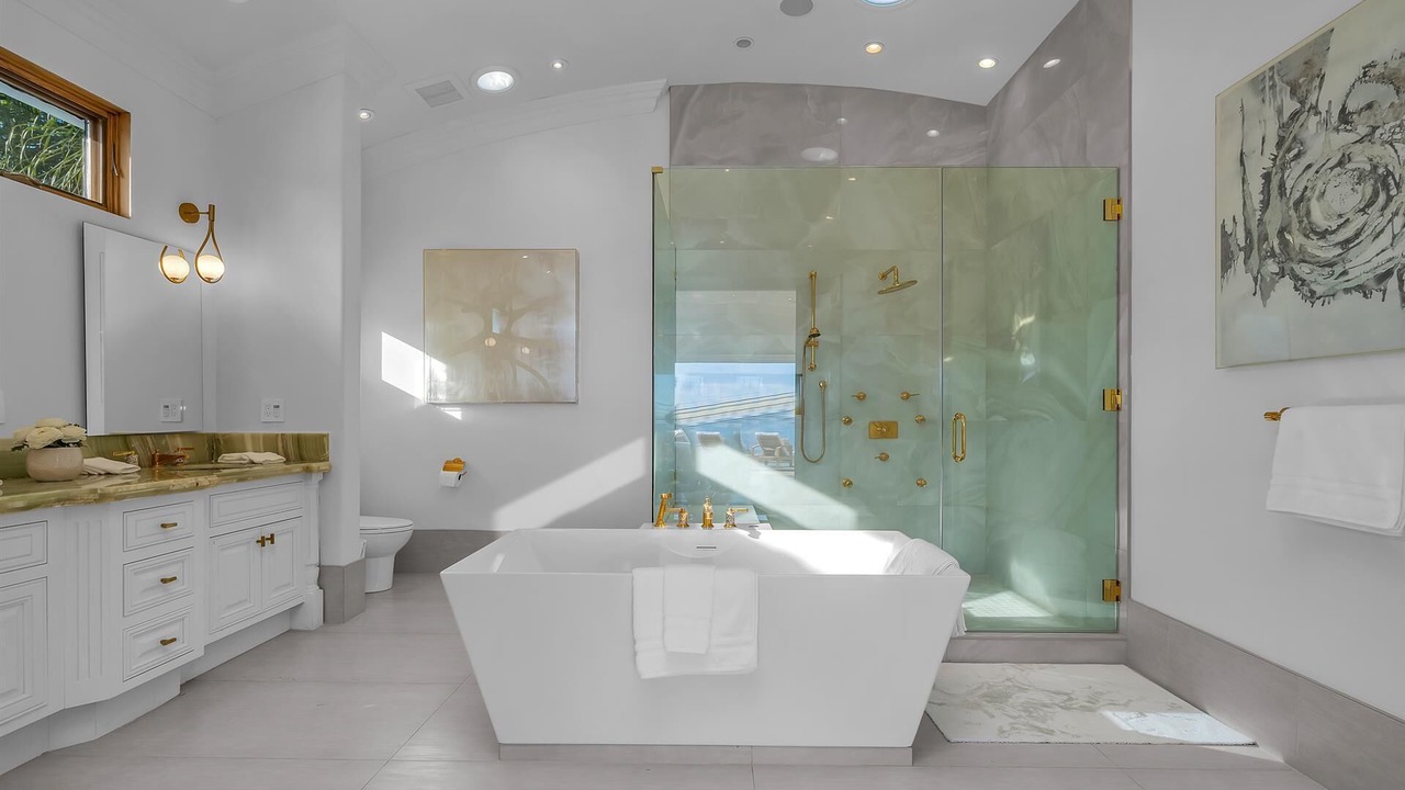 Photo of Bathroom in Central Malibu