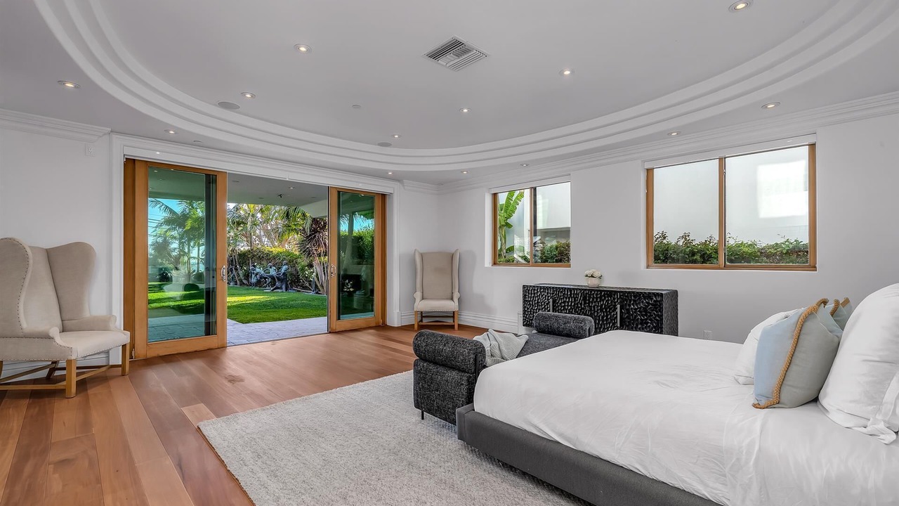 Photo of Bedroom in Central Malibu