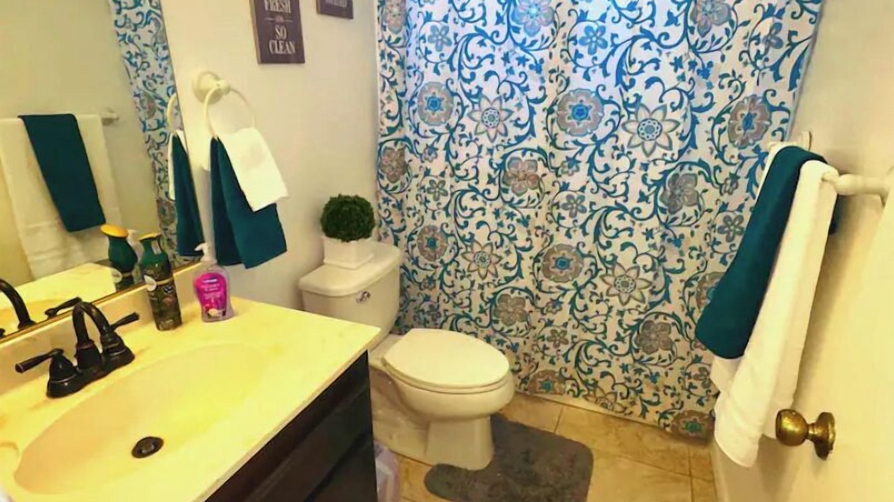 Photo of Bathroom in Sunrise Manor