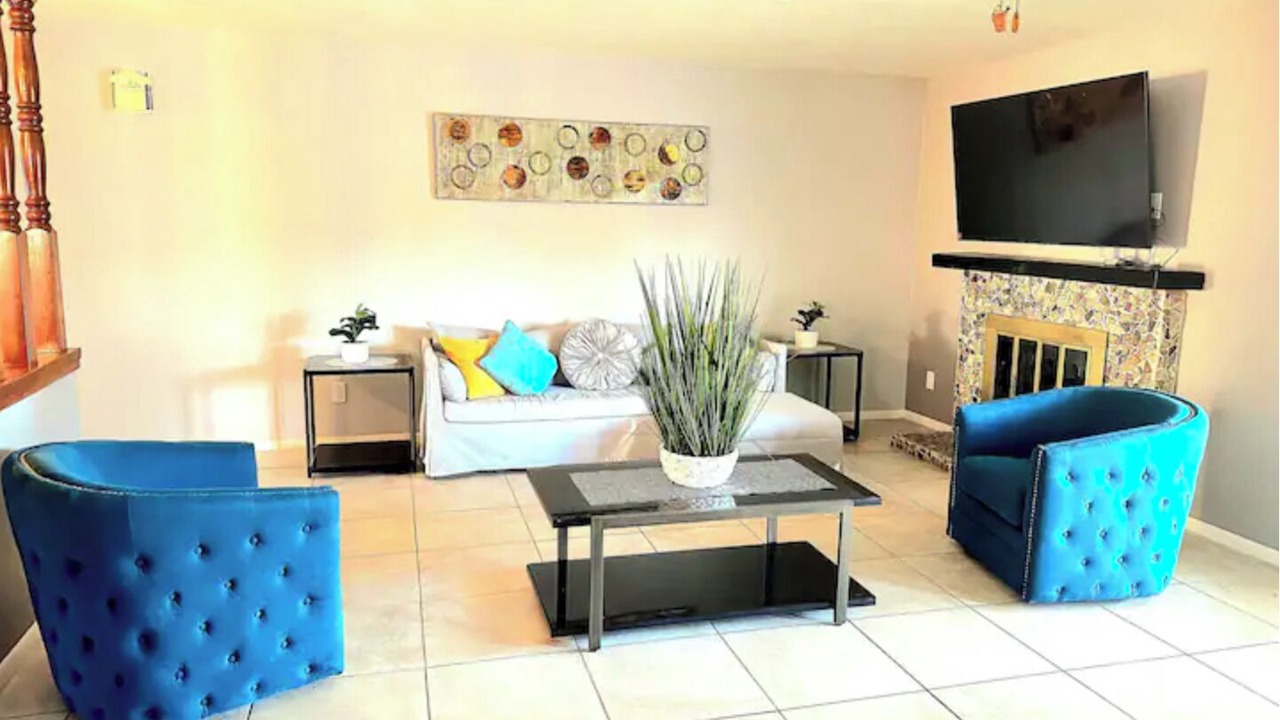 Photo of Livingroom in Sunrise Manor