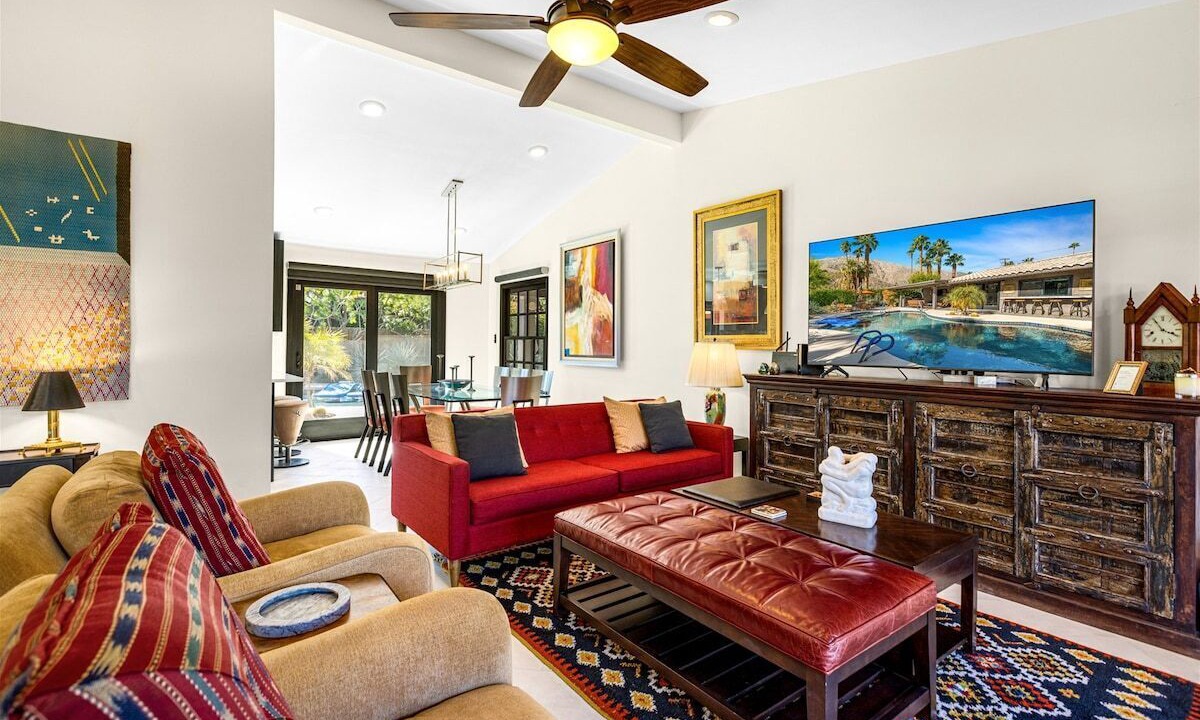 Photo of Livingroom in Tahquitz River Estates