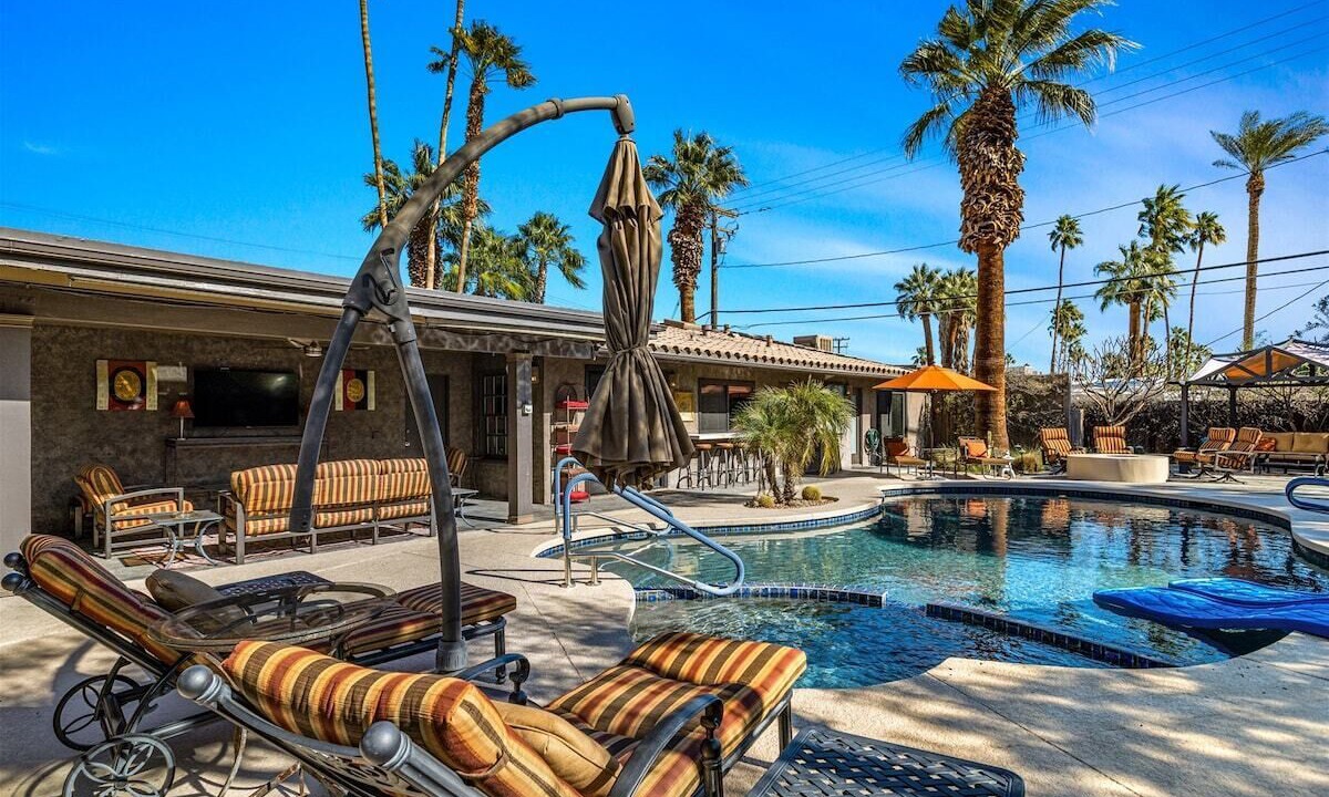 Photo of Outdoor in Tahquitz River Estates